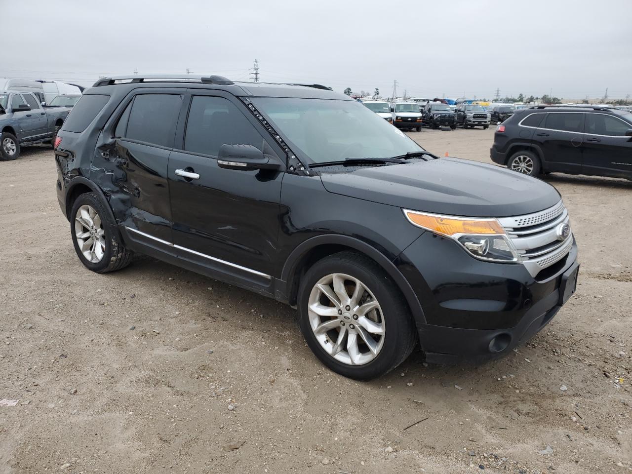 2015 Ford Explorer VIN 1FM5K7D87FGB66486 Copart auction photo, side / minor dent/scratches damage thumbnail 4