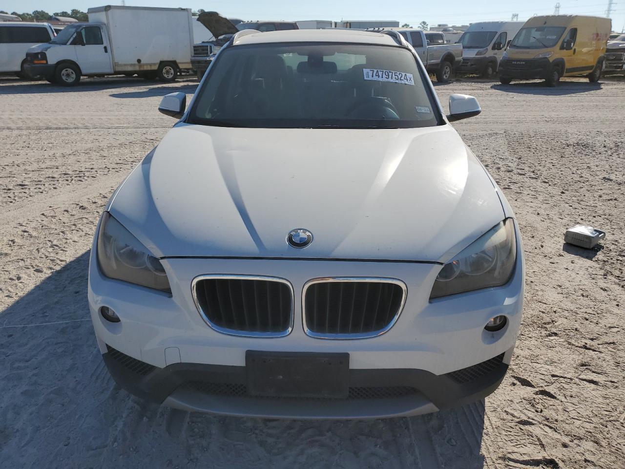 2014 BMW X1 VIN WBAVM1C53EVW52609 Copart auction photo, normal wear damage thumbnail 5