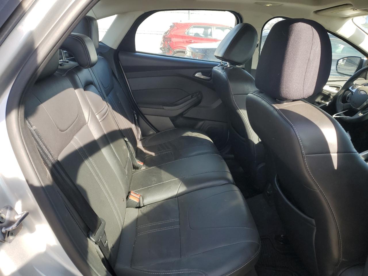 2012 Ford Focus VIN 1FAHP3J26CL475838 Copart auction photo, rear end damage thumbnail 10
