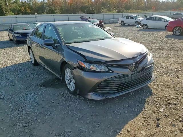 2020 Toyota Camry VIN 4T1C11AK5LU977837 Copart auction photo, front end / rear end damage thumbnail 10