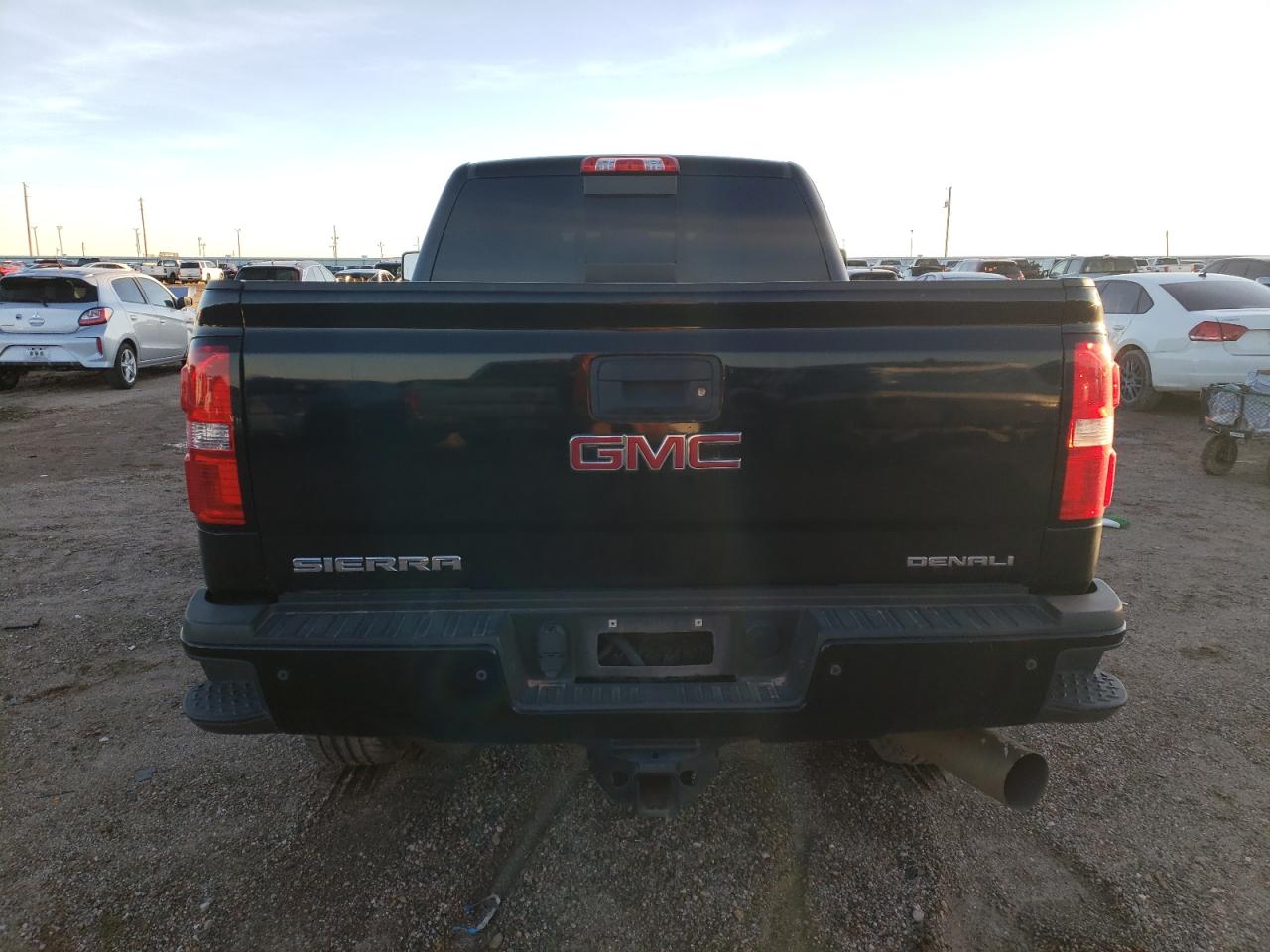 2019 GMC Sierra VIN 1GT12SEY9KF134692 Copart auction photo, front end / mechanical damage thumbnail 6