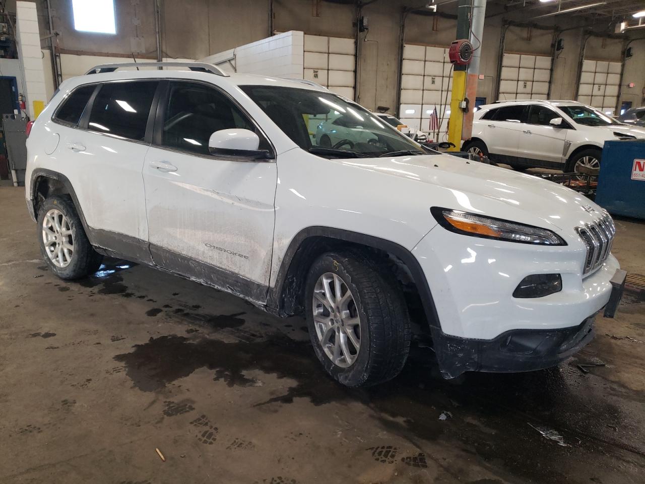 2014 Jeep Grand Cherokee VIN 1C4PJLCB8EW185347 Copart auction photo, all over damage thumbnail 4