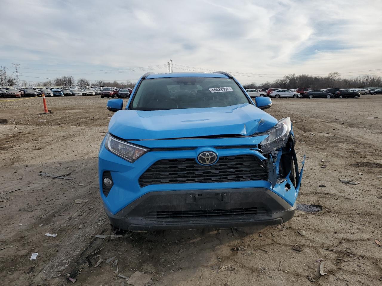 2019 Toyota RAV 4 VIN 2T3A1RFV5KW083710 Copart auction photo, front end damage thumbnail 5