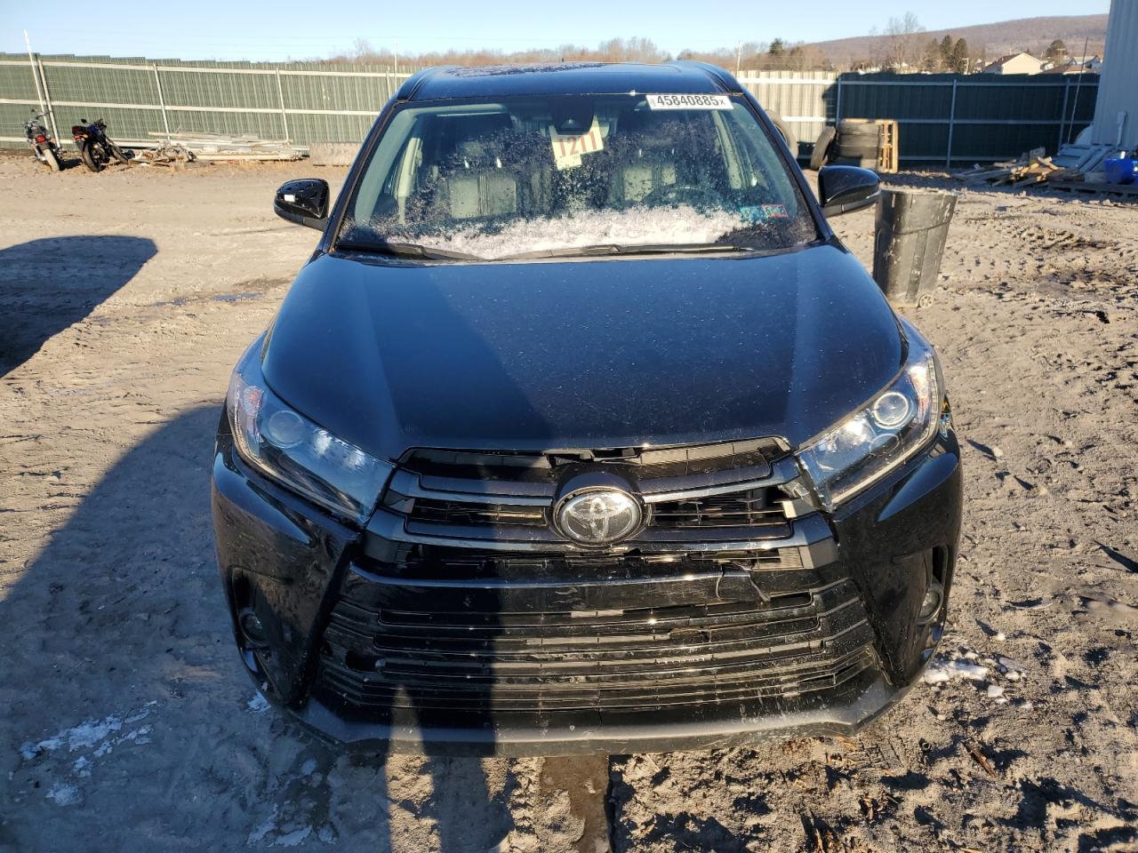 2019 Toyota Highlander VIN 5TDJZRFH4KS983826 Copart auction photo, side damage thumbnail 5