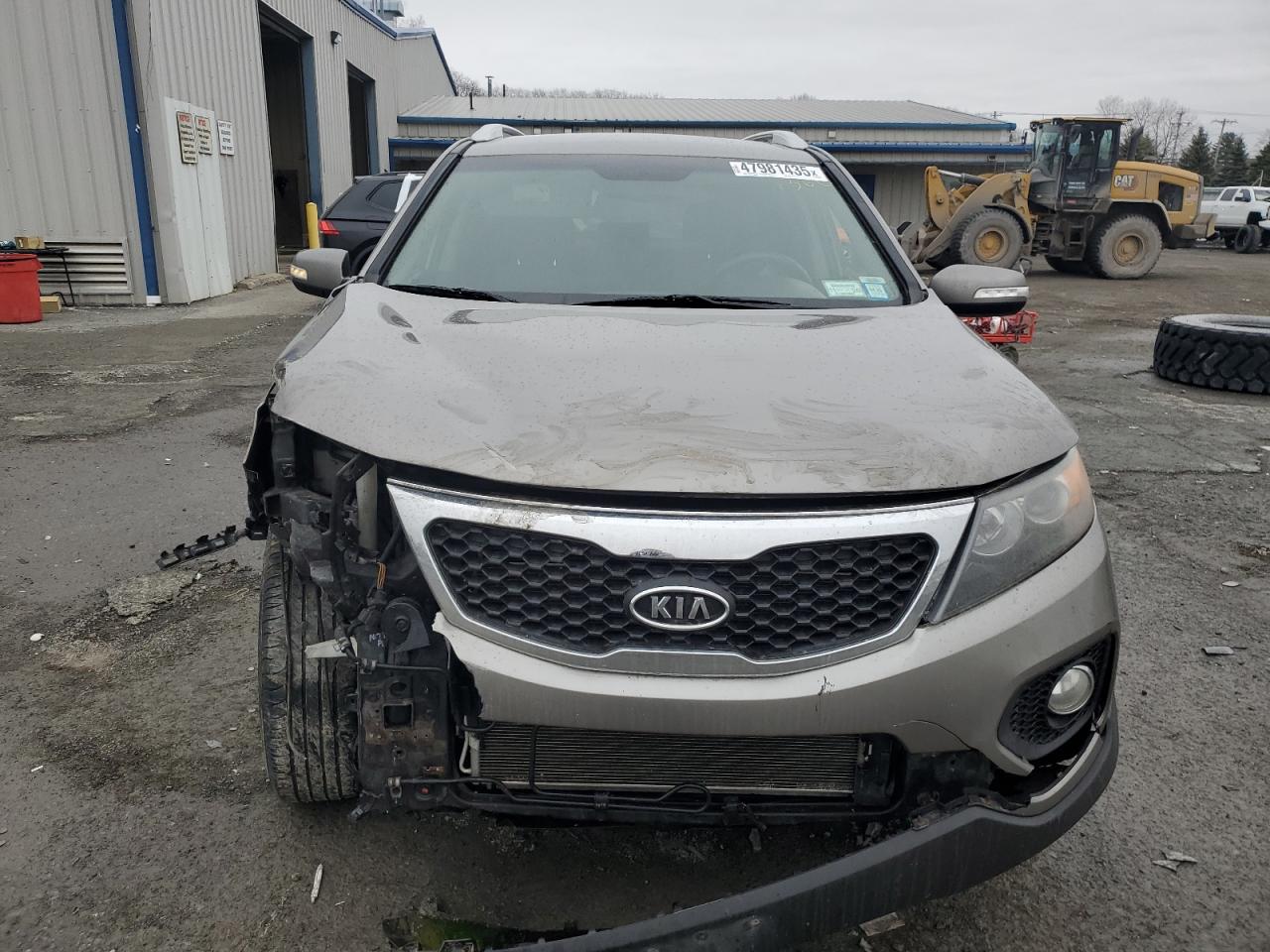 2013 KIA Sorento VIN 5XYKT3A65DG396978 Copart auction photo, front end damage thumbnail 5