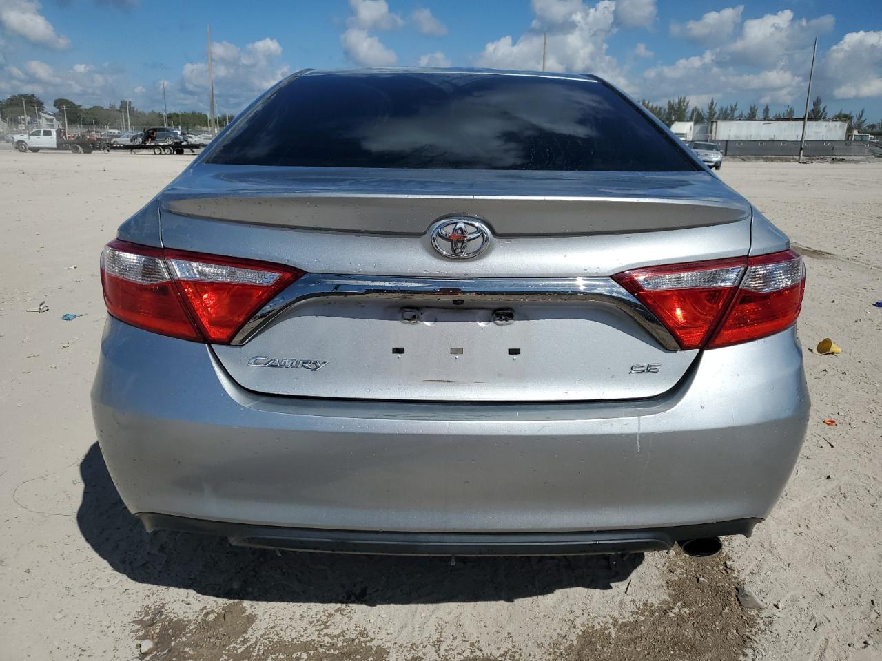 2016 Toyota Camry VIN 4T1BF1FK6GU235376 Copart auction photo, side damage thumbnail 6