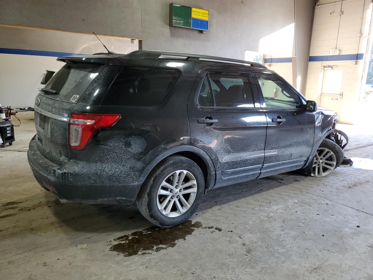 2015 Ford Explorer VIN 1FM5K7B80FGA51988 Copart auction photo, front end damage thumbnail 3