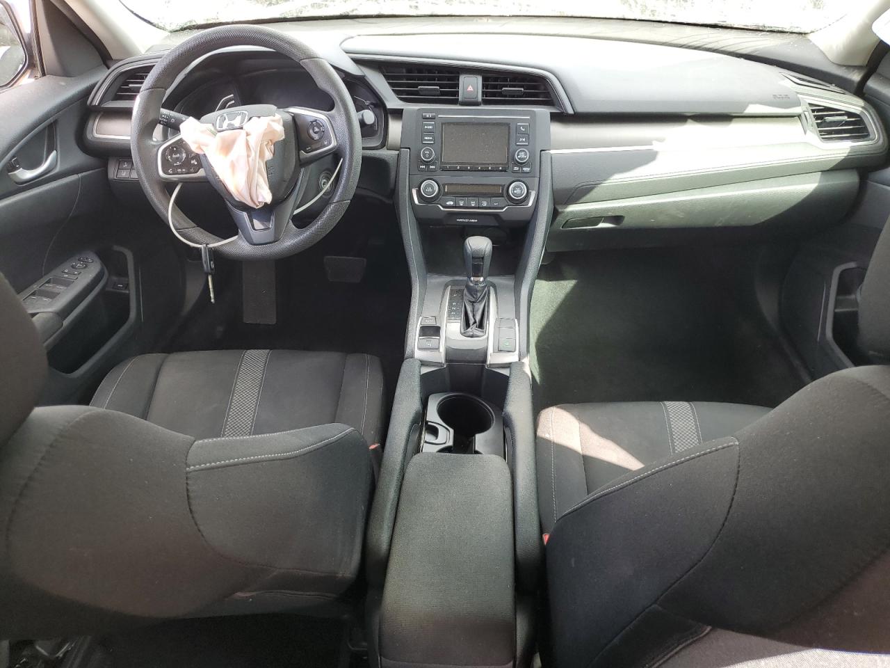 2019 Honda Civic VIN 19XFC2F63KE007267 Copart auction photo, front end / minor dent/scratches damage thumbnail 8
