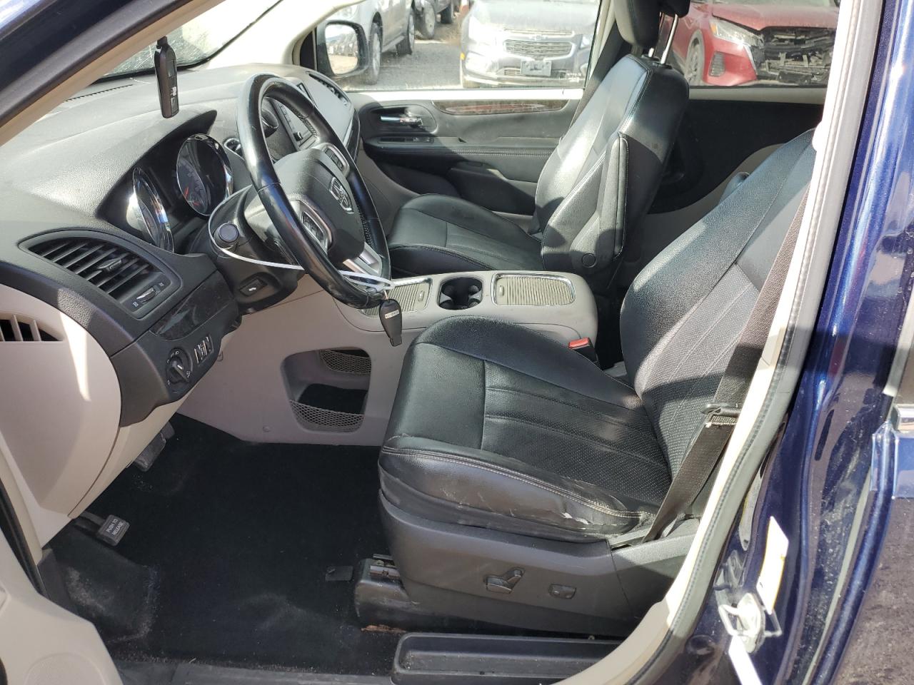 2014 Dodge Caravan VIN 2C4RDGDG7ER371715 Copart auction photo, front end / minor dent/scratches damage thumbnail 7