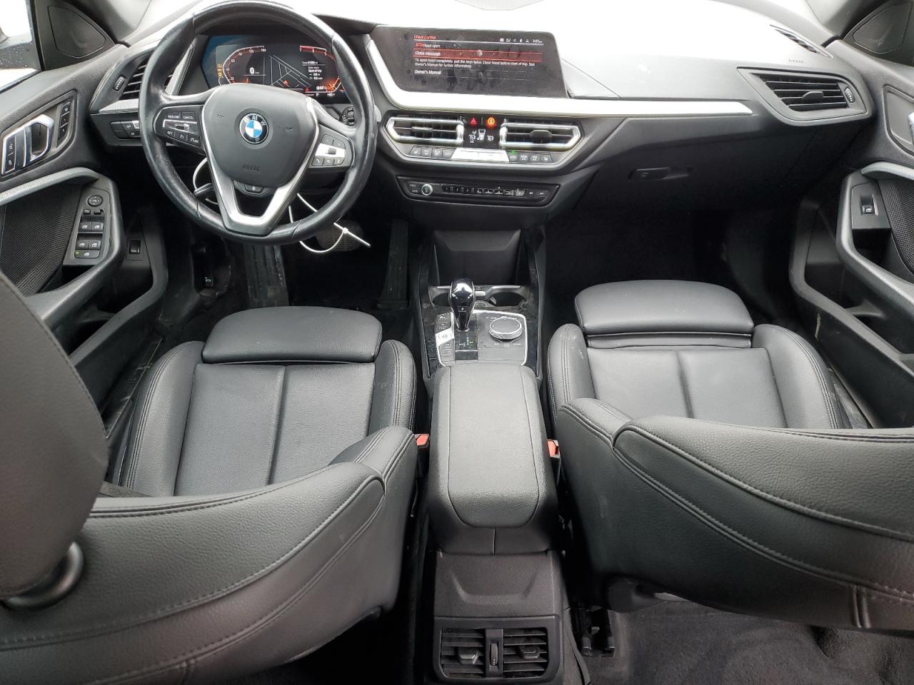 2022 BMW 2er VIN WBA73AK04N7K19810 Copart auction photo, front end / side damage thumbnail 8
