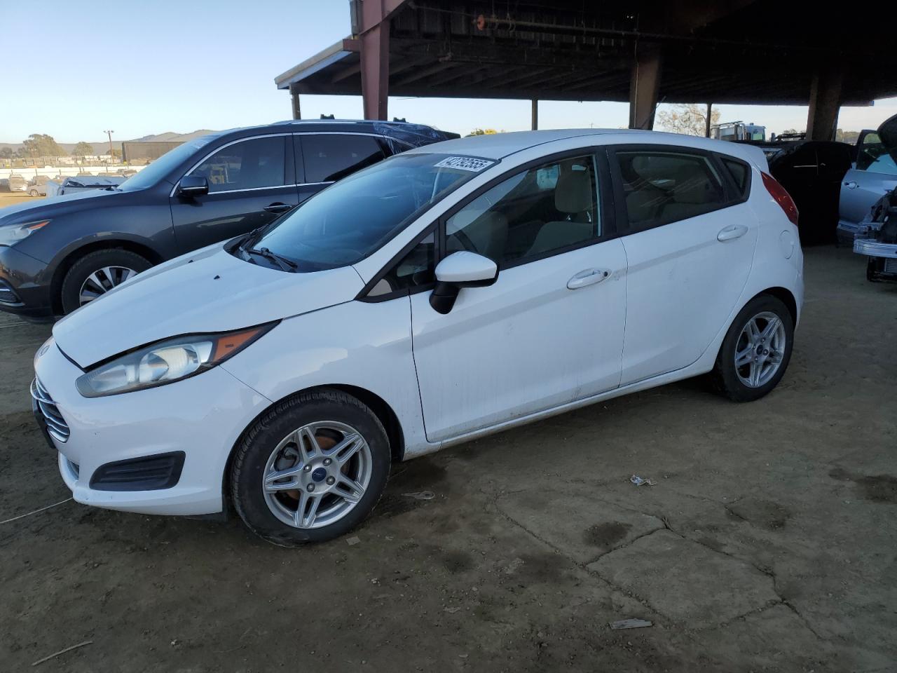 2017 Ford Fiesta VIN 3FADP4EJ8HM115546
