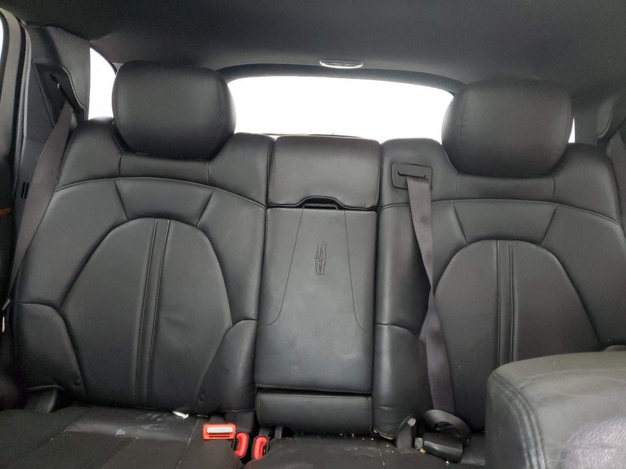 2017 Lincoln MKT VIN 2LMHJ5NK8HBL01407 Copart auction photo, front end / minor dent/scratches damage thumbnail 10