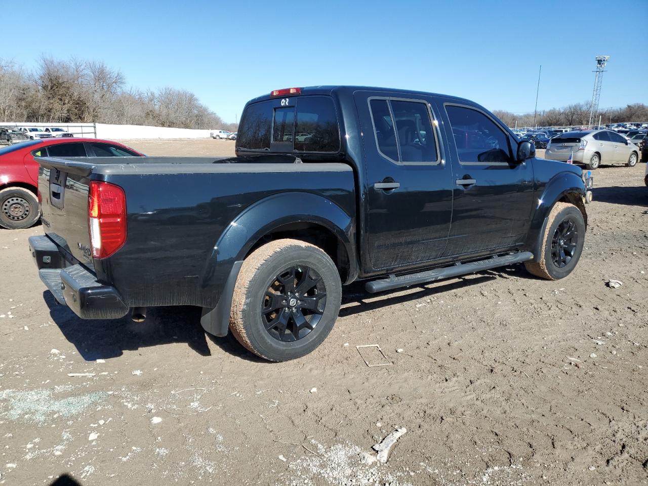 2019 Nissan Navara (Frontier) VIN 1N6AD0EV2KN712025 Copart auction photo, front end / minor dent/scratches damage thumbnail 3