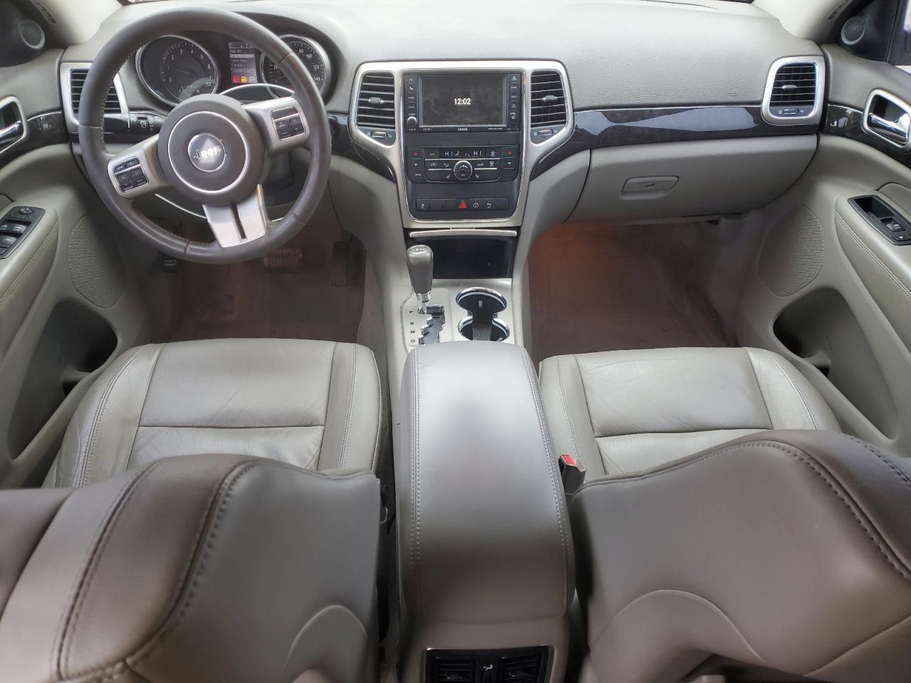 2013 Jeep Grand Cherokee VIN 1C4RJFAG6DC560693 Copart auction photo, front end damage thumbnail 8