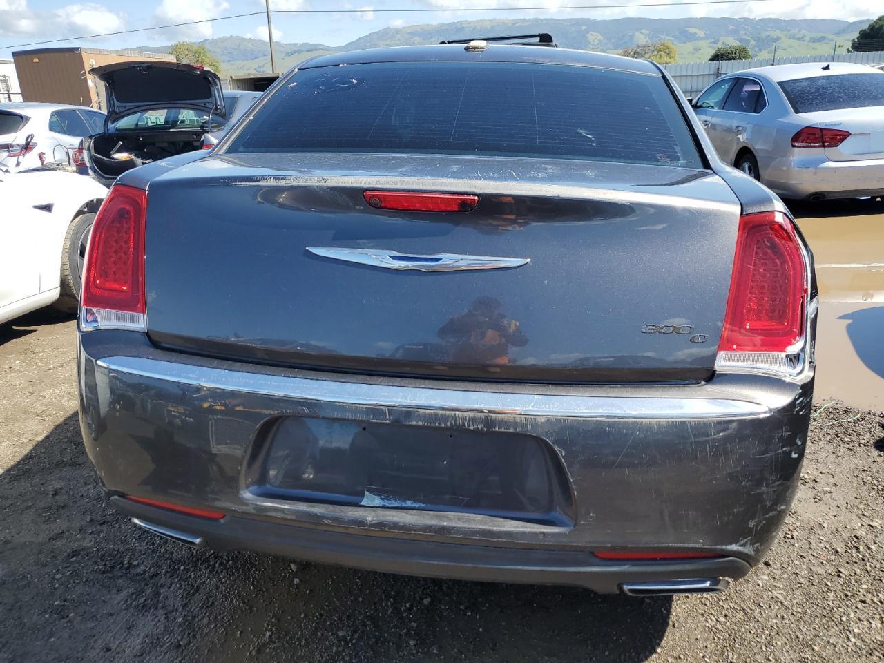 2017 Chrysler 300 VIN 2C3CCAEG0HH645730 Copart auction photo, vandalism / side damage thumbnail 6