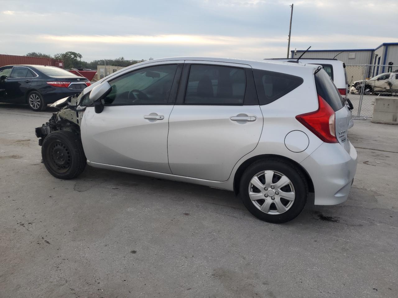2017 Nissan Versa VIN 3N1CE2CP2HL357927 Copart auction photo, front end / side damage thumbnail 2
