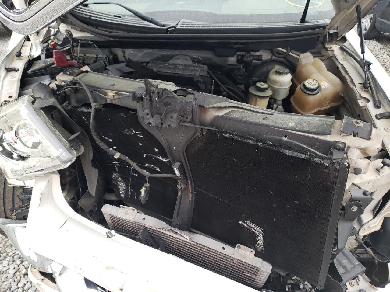 2024 Lincoln Mark LT VIN 5LTPW16527FJ05777 Copart auction photo, front end / minor dent/scratches damage thumbnail 13