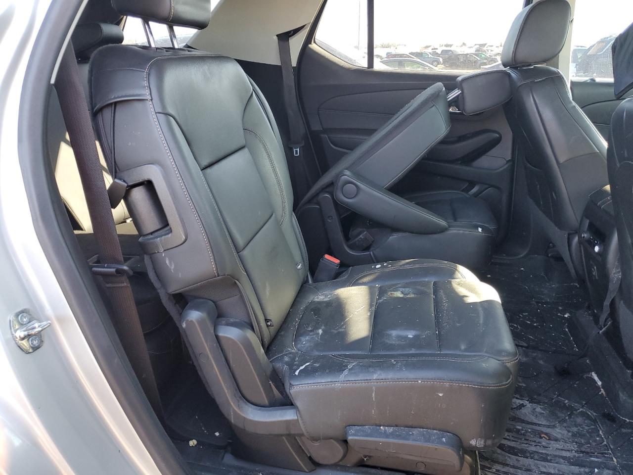2019 Chevrolet Traverse VIN 1GNERHKW1KJ306401 Copart auction photo, front end / rear end damage thumbnail 11