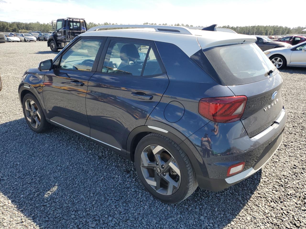 2022 Hyundai Venue VIN KMHRC8A3XNU170822 Copart auction photo, water/flood damage thumbnail 2
