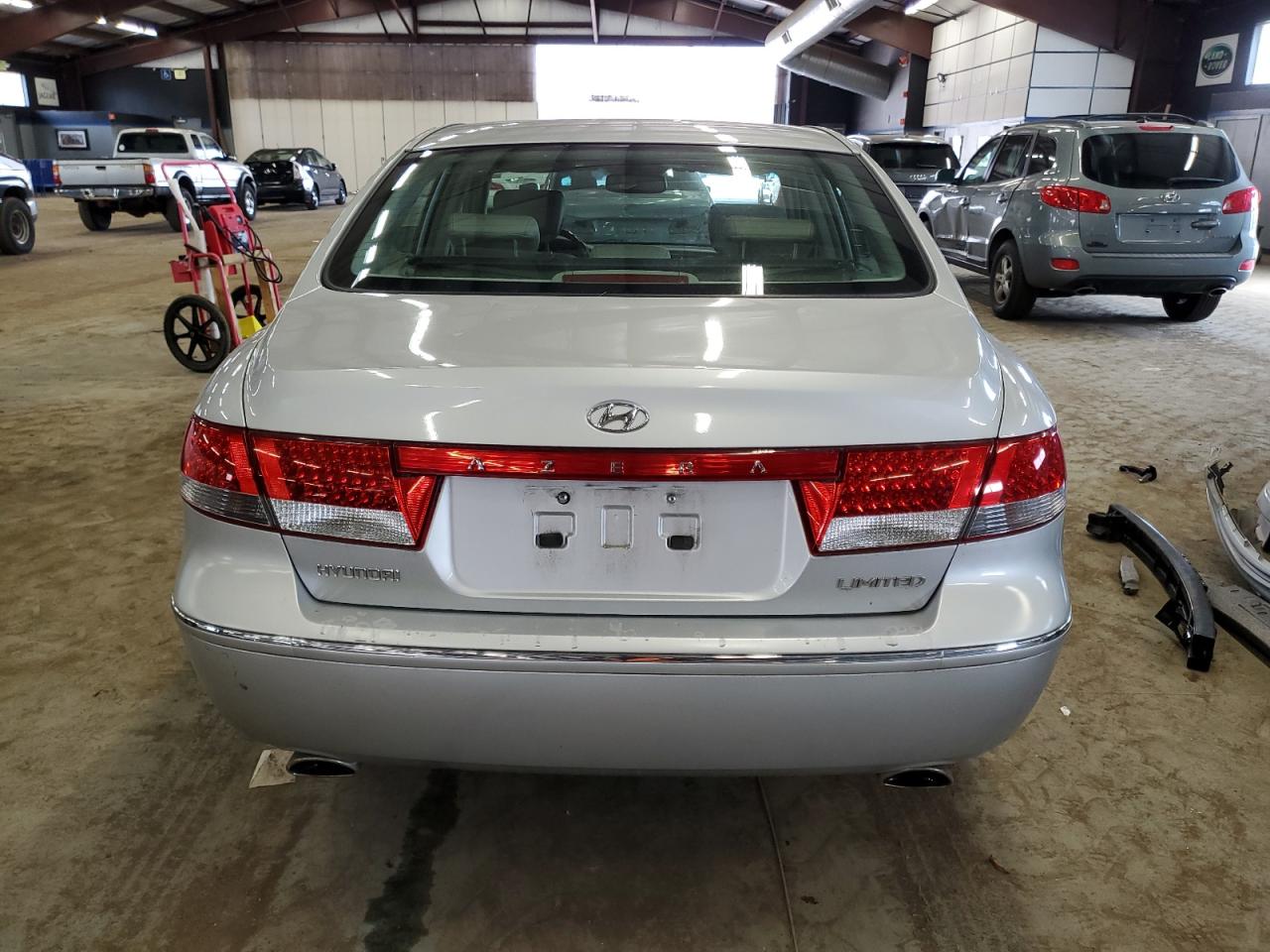 2007 Hyundai Azera VIN KMHFC46F57A147922 Copart auction photo, front end / minor dent/scratches damage thumbnail 6
