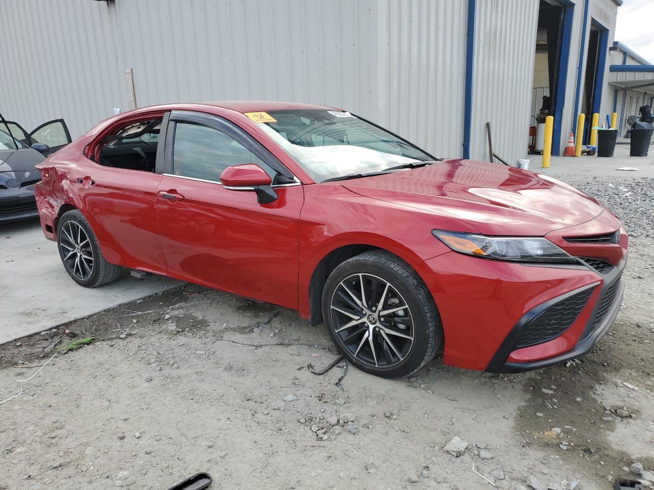 2022 Toyota Camry VIN 4T1G11AKXNU039899 Copart auction photo, rear end / side damage thumbnail 4