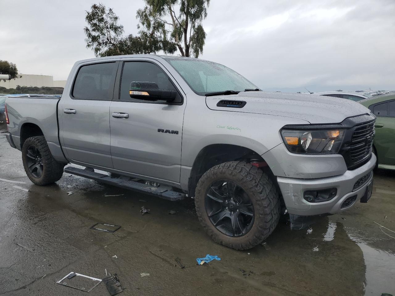 2021 RAM 1500 VIN 1C6SRFFT4MN576595 Copart auction photo, vandalism damage thumbnail 4