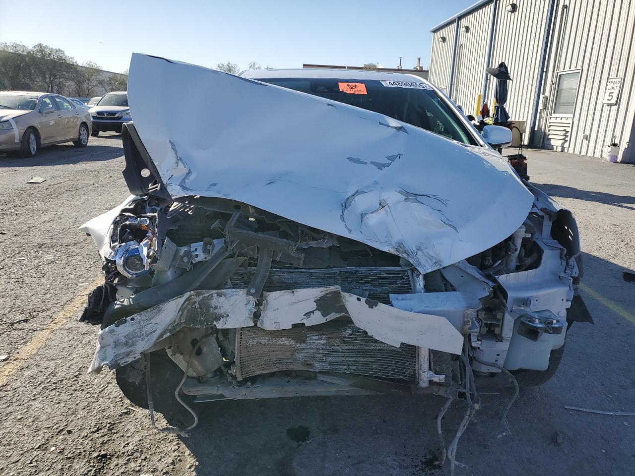 2016 Buick LaCrosse VIN 1G4GF5G33GF123885 Copart auction photo, front end damage thumbnail 5