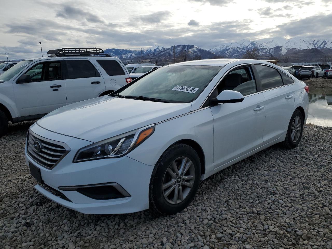 2017 Hyundai Sonata VIN 5NPE24AF5HH482375