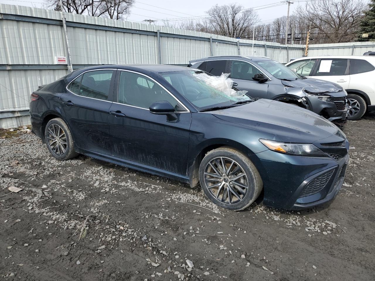2021 Toyota Camry VIN 4T1G11BK3MU033455 Copart auction photo, top/roof / minor dent/scratches damage thumbnail 4