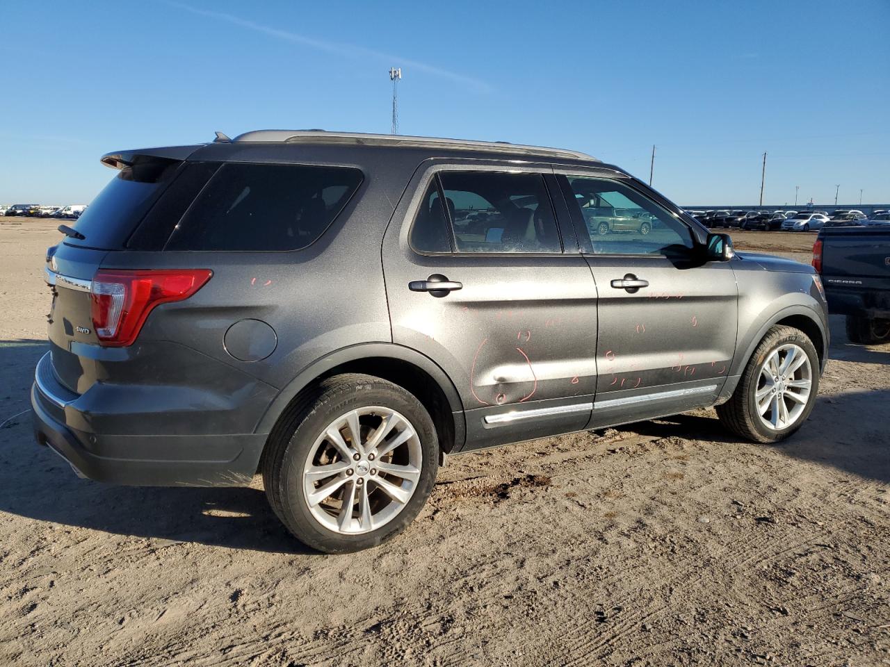 2018 Ford Explorer VIN 1FM5K8D83JGA50216 Copart auction photo, hail / side damage thumbnail 3