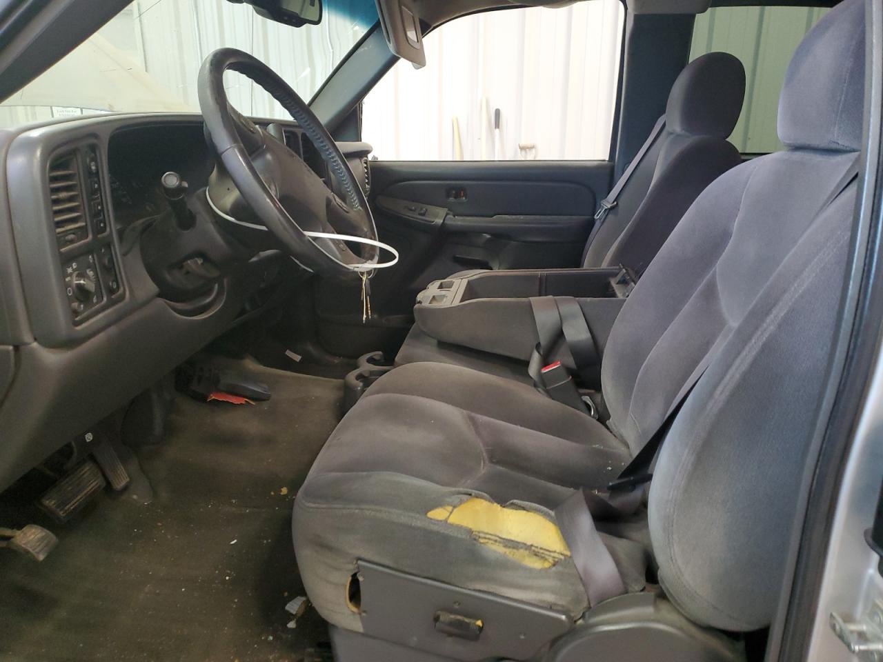 2005 GMC Sierra VIN 1GTEK19B45E158104 Copart auction photo, all over damage thumbnail 7