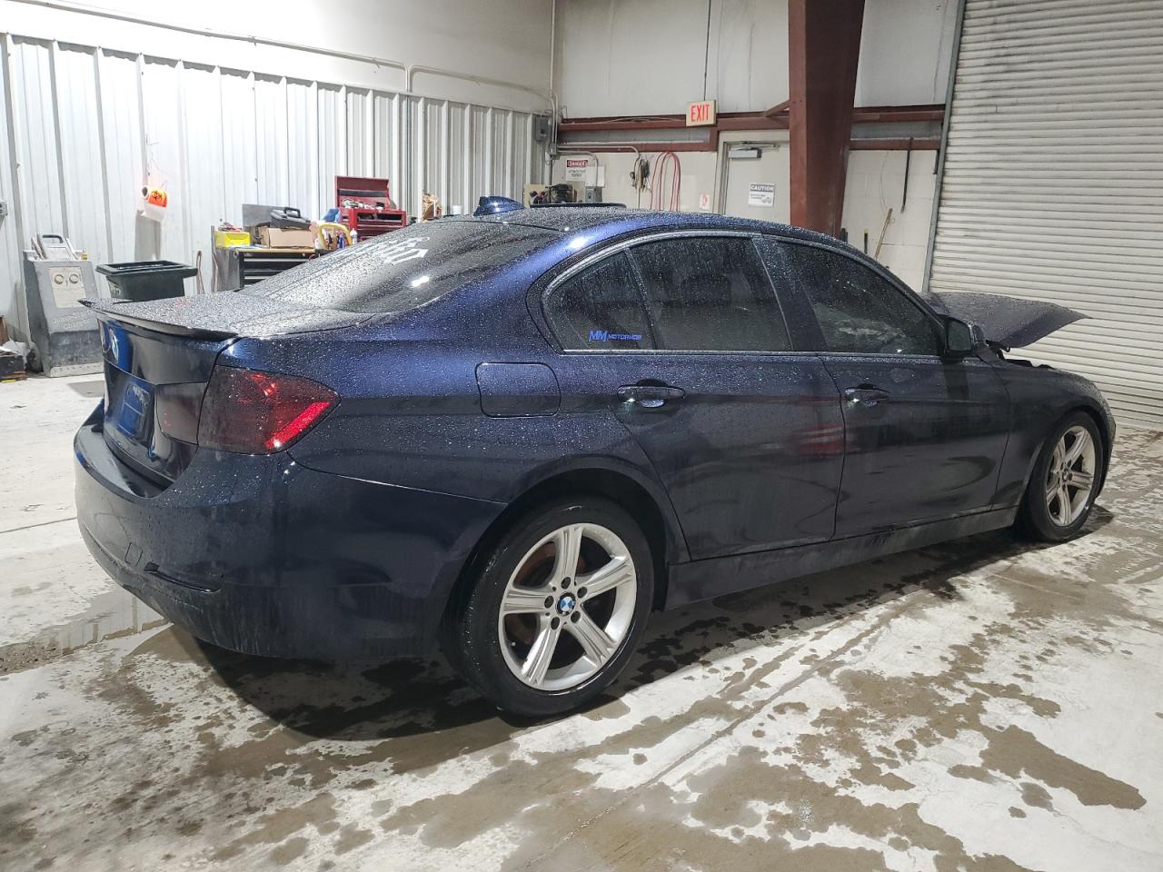2013 BMW 3er VIN WBA3B5G54DNS01041 Copart auction photo, front end / side damage thumbnail 3