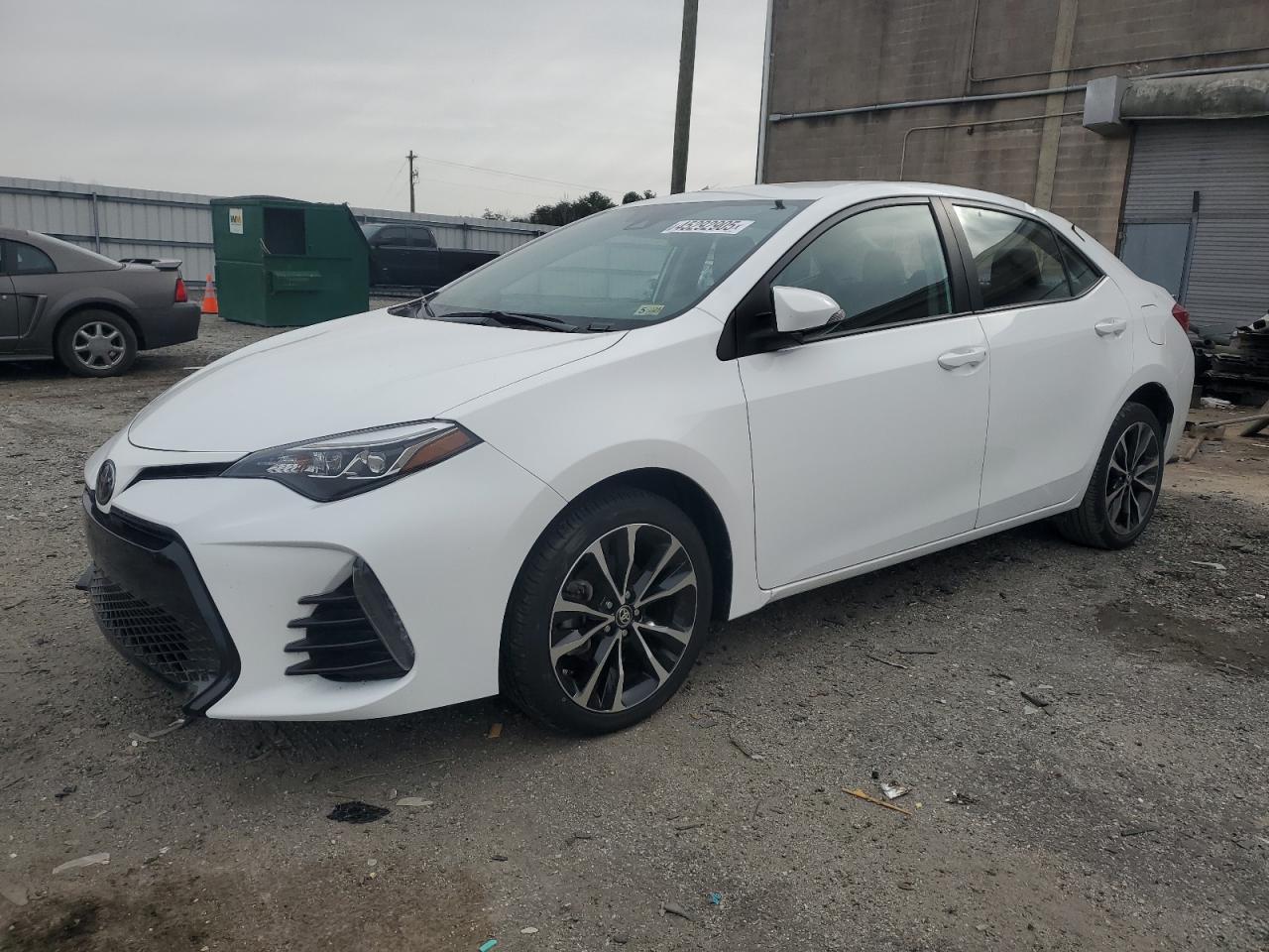 2019 Toyota Corolla VIN 2T1BURHE3KC134396
