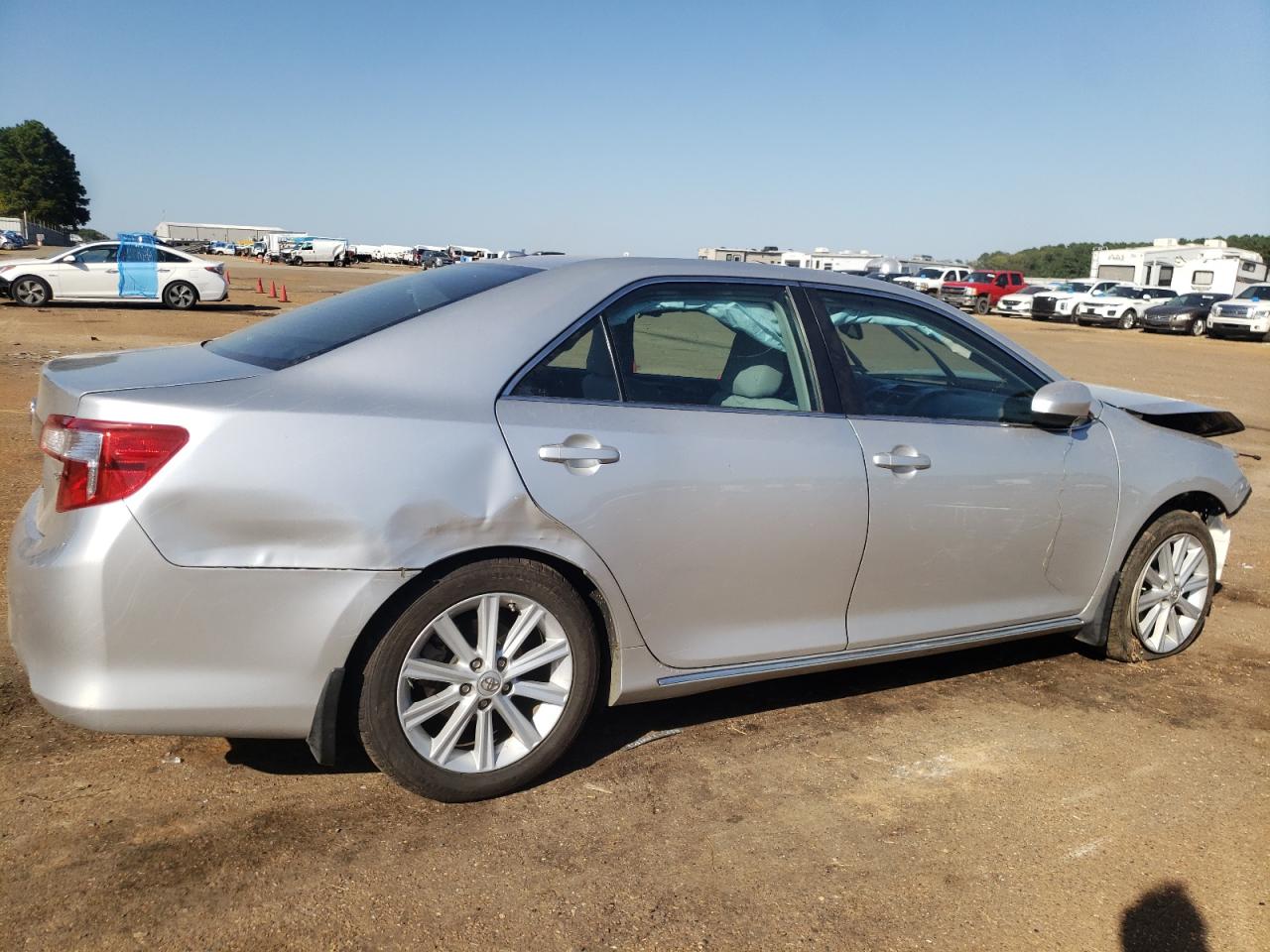 2012 Toyota Camry VIN 4T4BF1FK7CR185281 Copart auction photo, front end damage thumbnail 3