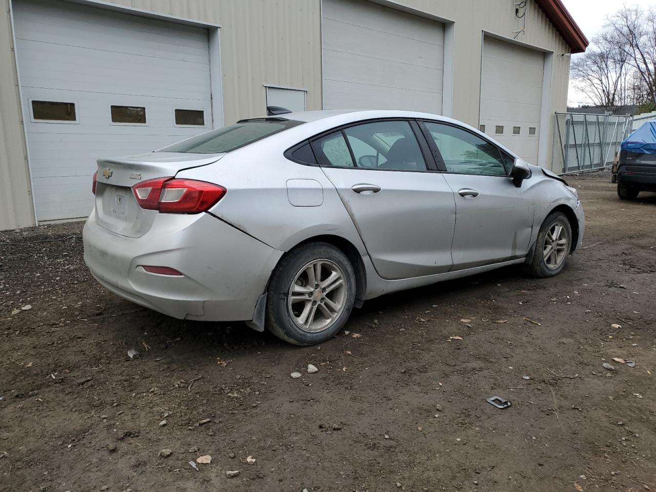 2018 Chevrolet Cruze VIN 1G1BC5SM5J7211709 Copart auction photo, all over / minor dent/scratches damage thumbnail 3