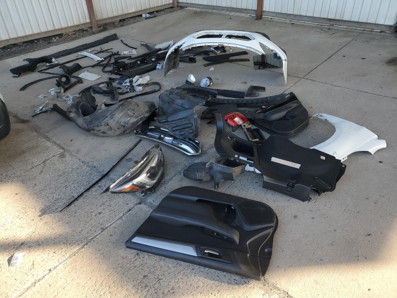 2018 Subaru Outback VIN 4S4BSAHC0J3308417 Copart auction photo, front end / side damage thumbnail 12