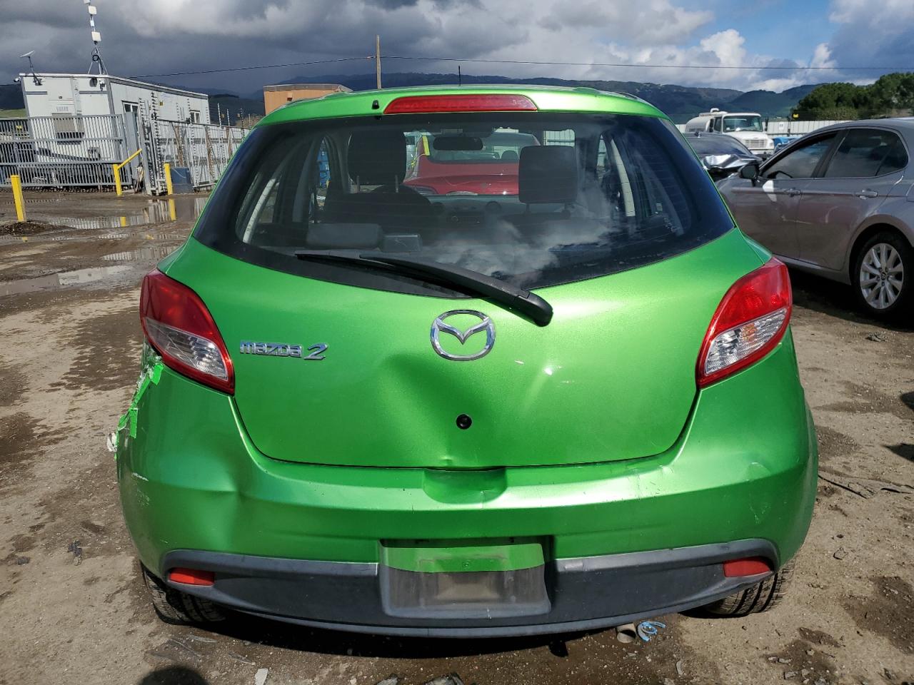 2011 Mazda 2 VIN JM1DE1HZ3B0124634 Copart auction photo, all over damage thumbnail 6