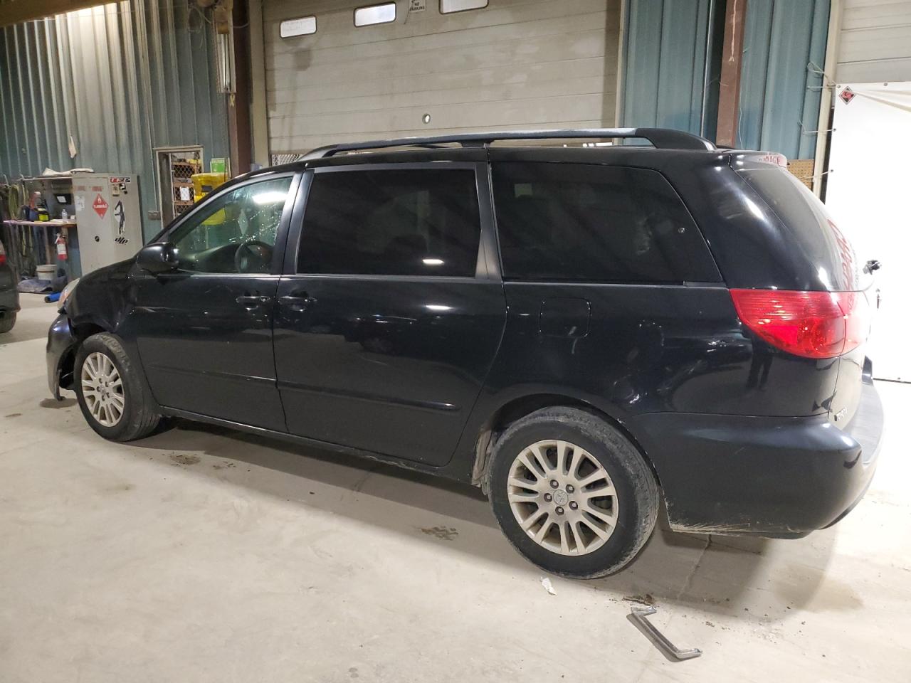 2009 Toyota Sienna VIN 5TDZK22C29S240505 Copart auction photo, front end / minor dent/scratches damage thumbnail 2