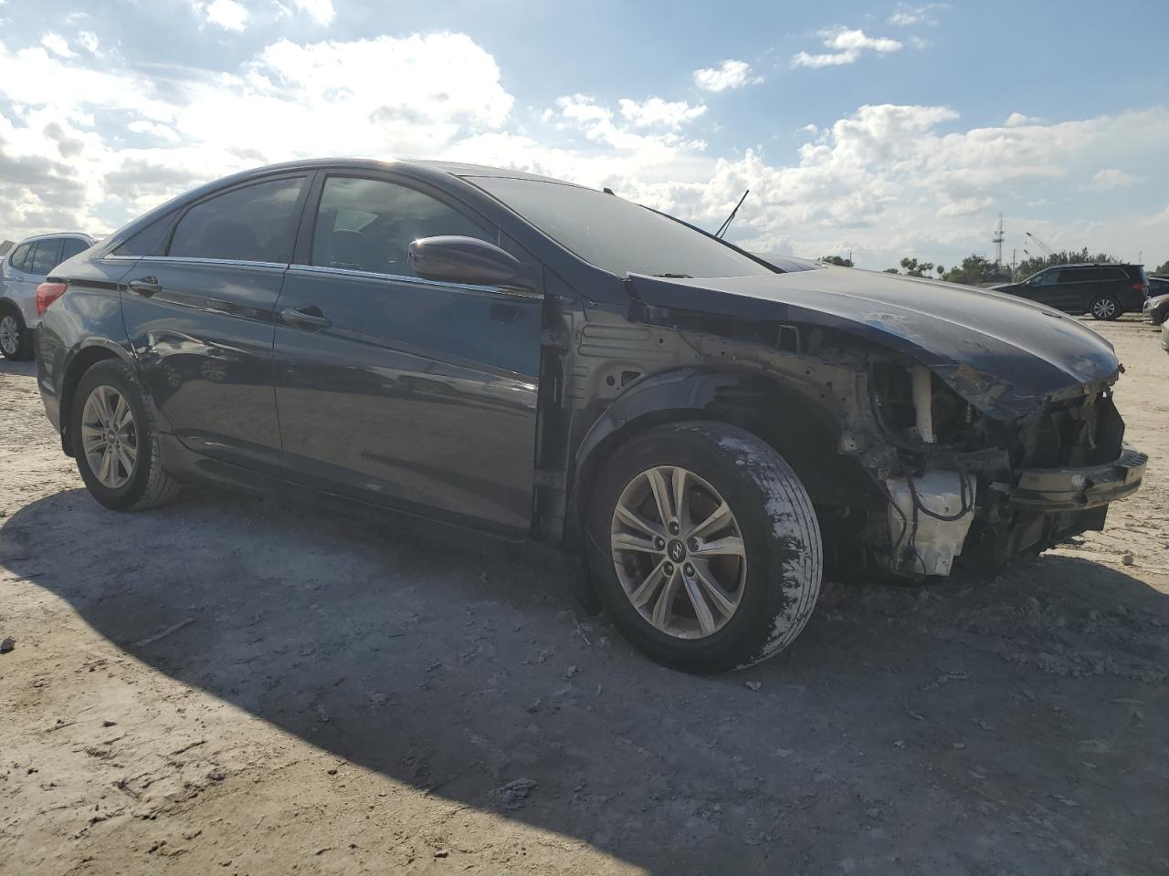 2013 Hyundai Sonata VIN 5NPEB4ACXDH519890 Copart auction photo, front end / minor dent/scratches damage thumbnail 4