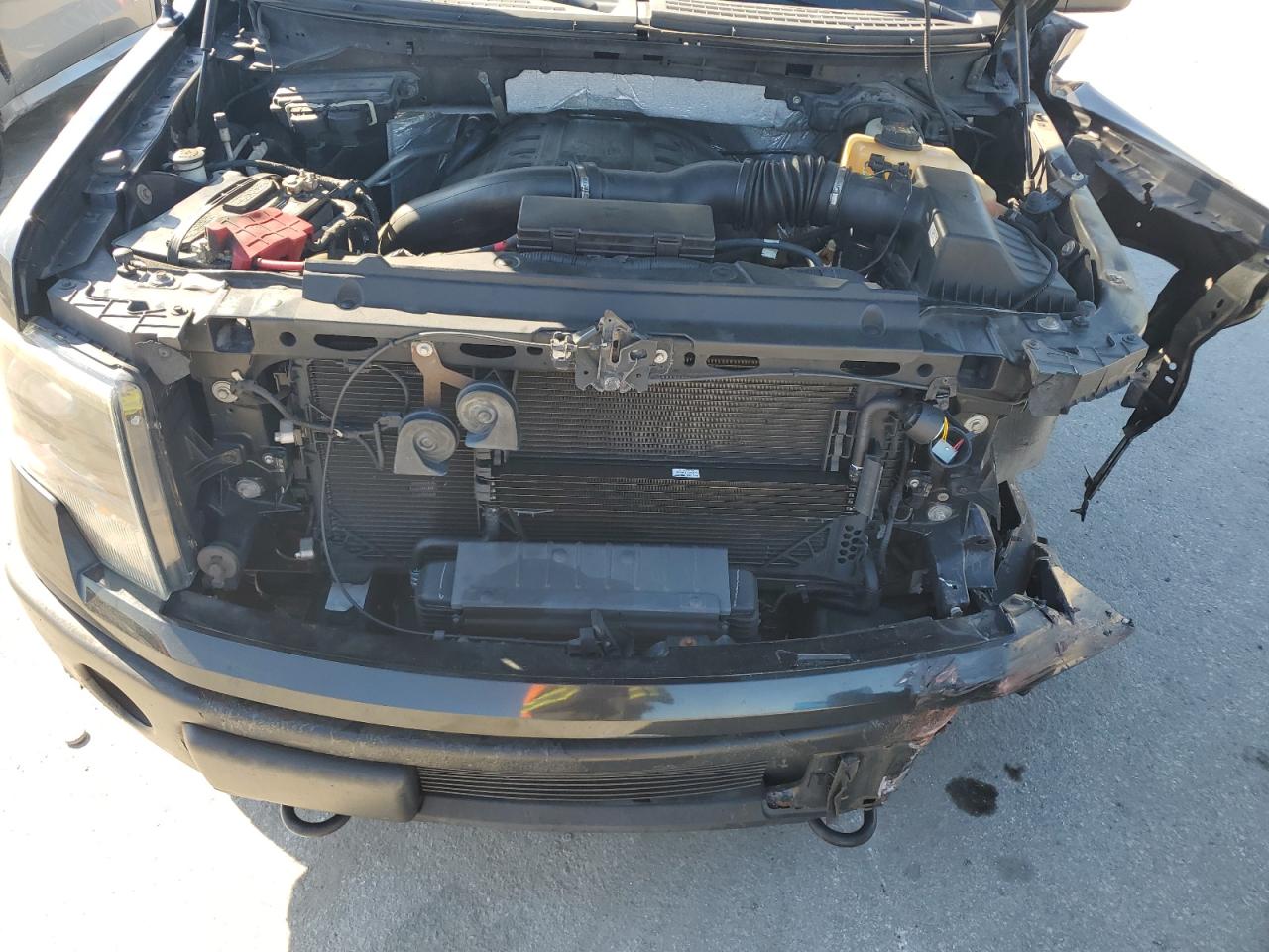 2013 Ford F-150 VIN 1FTFW1ET8DKD46387 Copart auction photo, front end / side damage thumbnail 11