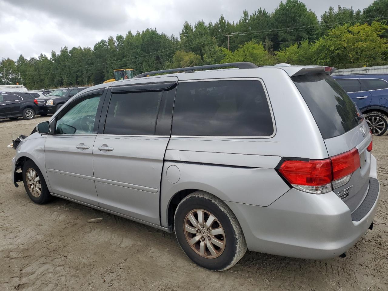 2010 Honda Odyssey VIN 5FNRL3H60AB007753 Copart auction photo, all over damage thumbnail 2
