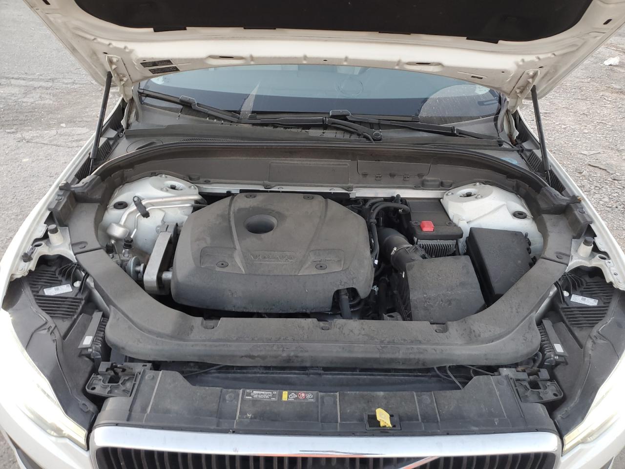 2018 Volvo XC60 VIN LYV102RK9JB097420 Copart auction photo, hail / minor dent/scratches damage thumbnail 12