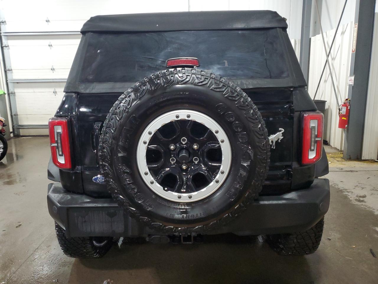 2023 Ford Bronco VIN 1FMEE5DP1PLB56063 Copart auction photo, front end damage thumbnail 6