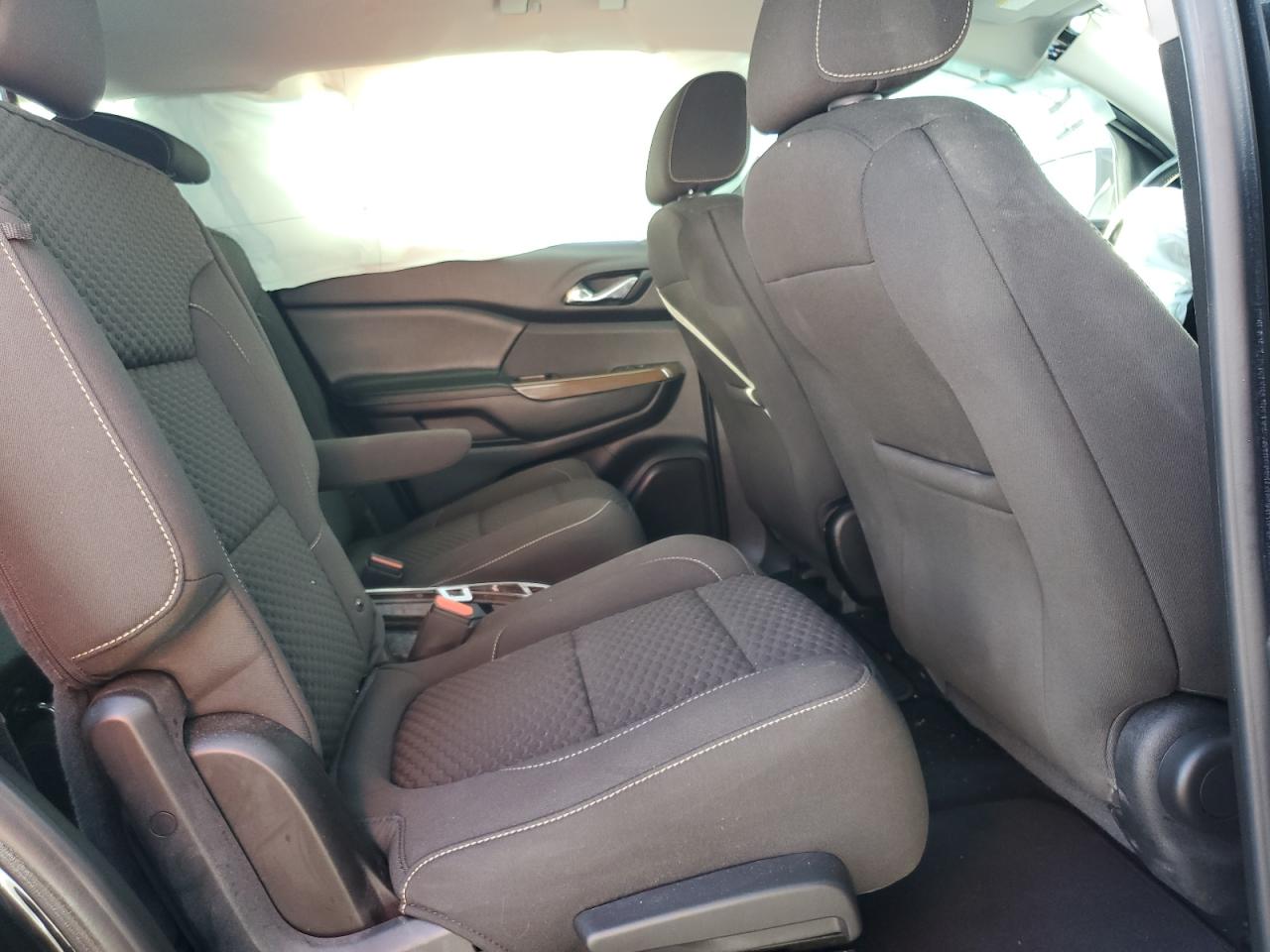 2019 GMC Acadia VIN 1GKKNLLS6KZ132319 Copart auction photo, front end damage thumbnail 10