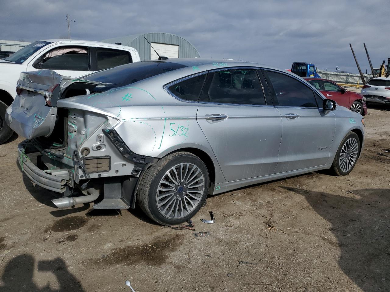 2017 Ford Fusion VIN 3FA6P0RU5HR315289 Copart auction photo, rear end / minor dent/scratches damage thumbnail 3