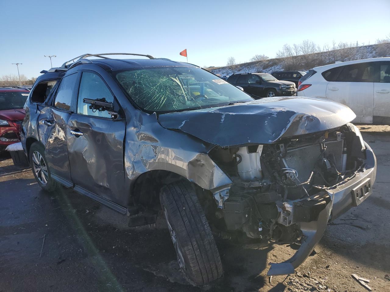 2018 Nissan Pathfinder VIN 5N1DR2MM1JC662777 Copart auction photo, all over damage thumbnail 4