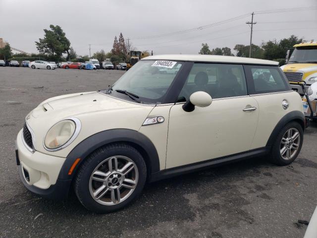 2011 MINI Cooper VIN WMWSV3C56BTY10833