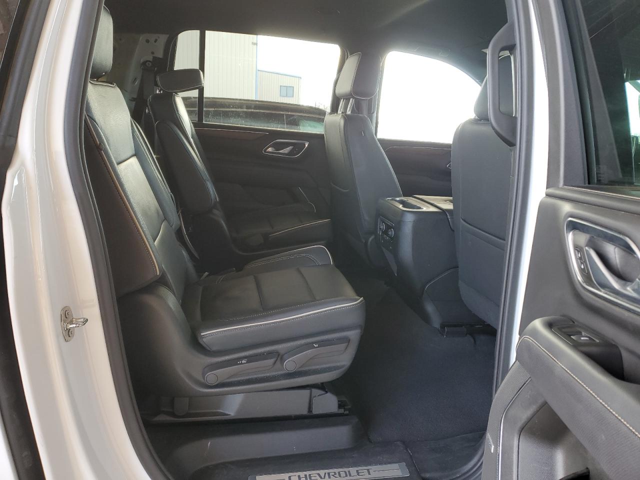 2023 Chevrolet Suburban VIN 1GNSCFKDXPR299013 Copart auction photo, mechanical / side damage thumbnail 11