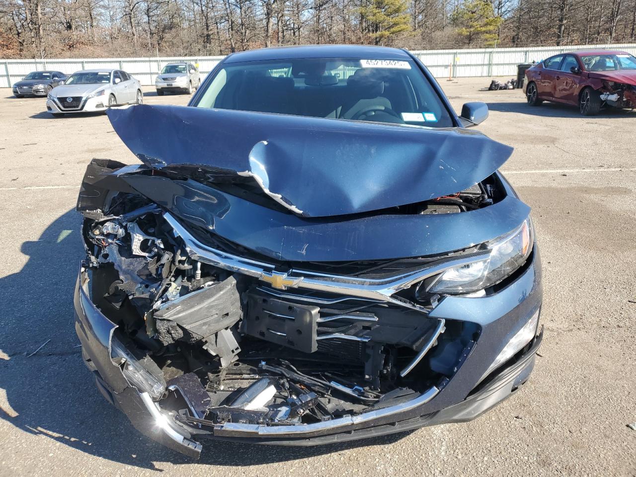 2021 Chevrolet Malibu VIN 1G1ZD5ST5MF088474 Copart auction photo, front end / minor dent/scratches damage thumbnail 5