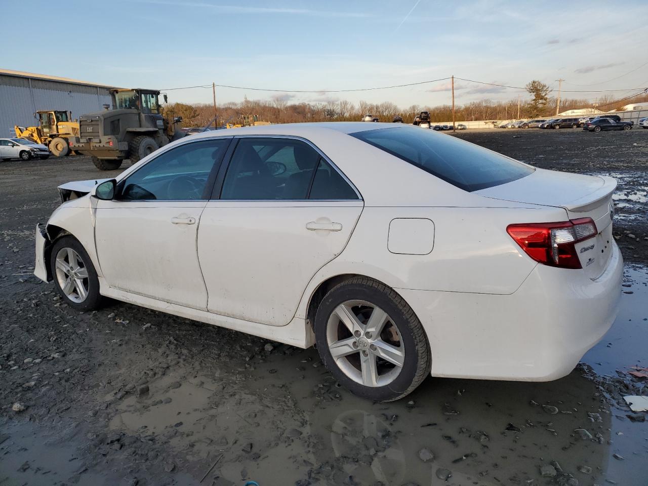 2014 Toyota Camry VIN 4T1BF1FK9EU355590 Copart auction photo, front end damage thumbnail 2